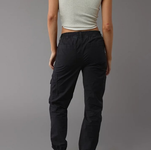 American Eagle Snappy Stretch Baggy Cargo Jogger Sz 10 Short - Picture 2 of 10